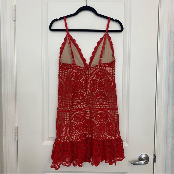 NWT Red Lace Strappy Crotchet Frill Hem Deep V Neck Dress Size Medium - Picture 2 of 12